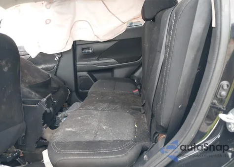 2019 Mitsubishi Outlander Es z USA, uszkodzony, nr VIN JA4AD2A39KZ004781